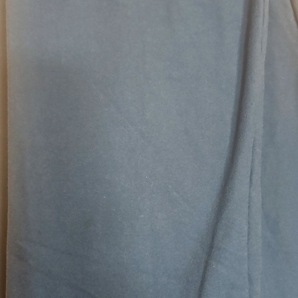 Solid slate blue leggings by Lularoe - Picture 2 of 4